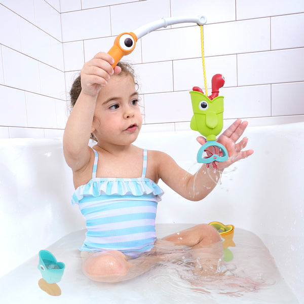 Yookidoo Toddler Bath Toy | Catch 'N' Sprinkle Magnetic Fishing Set